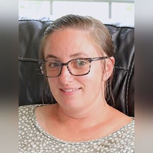 Meet your Posher, Esther